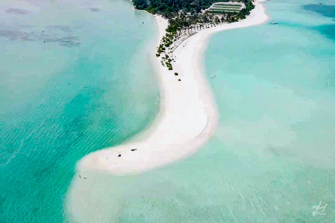 Villa Park Sun Island Resort sandbar - drone shot