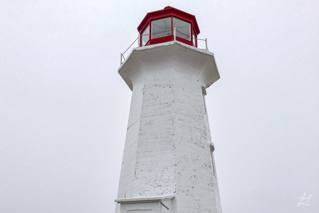 Peggys Point lighthouse