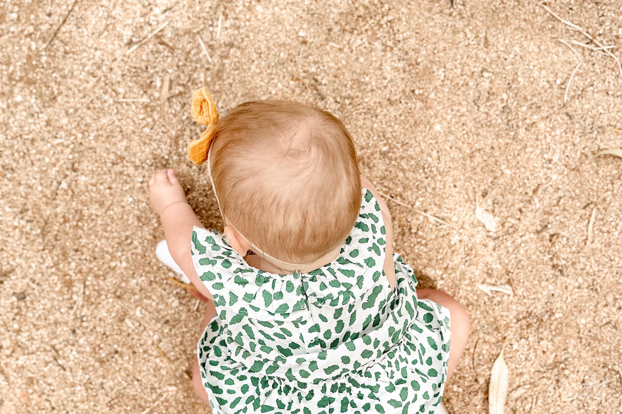 Kaydes playing with Jessie Gap sand